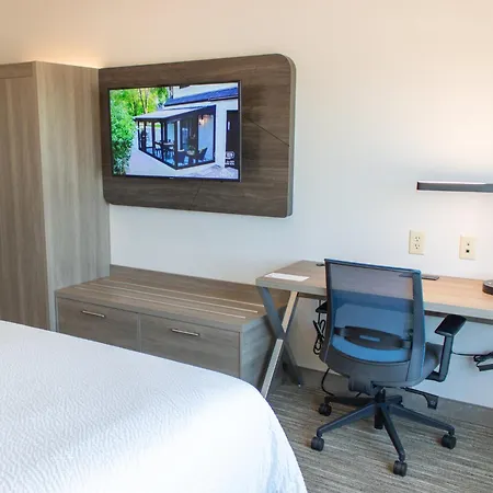 Holiday Inn Express Hotel & Suites Temple-Medical Center Area By Ihg Exterior photo
