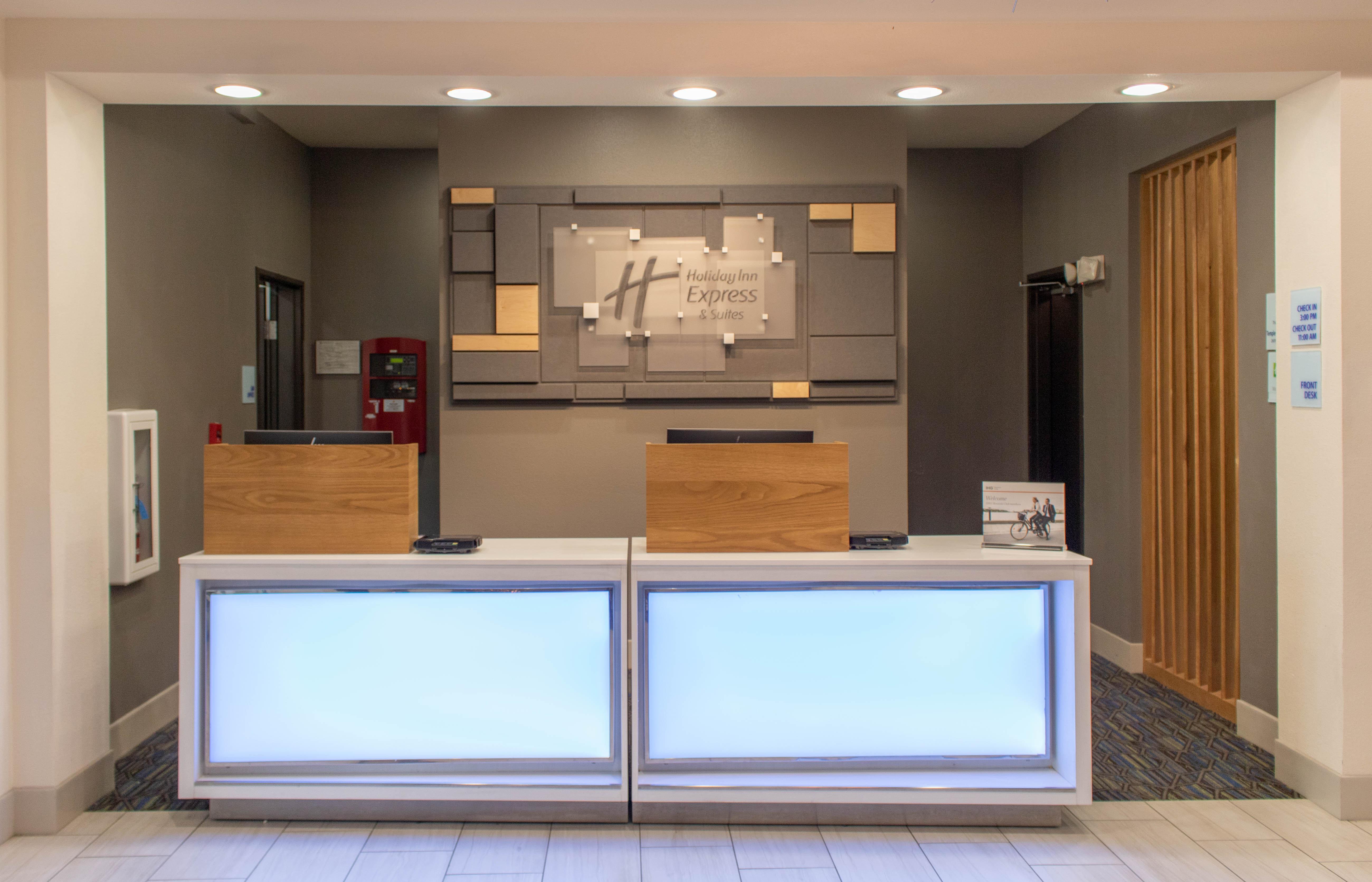 Express & Temple-medical Center Area By Ihg Hotel 3*