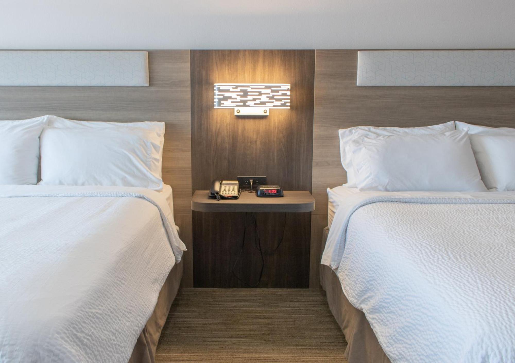 Express & Temple-medical Center Area By Ihg Hotel 3*